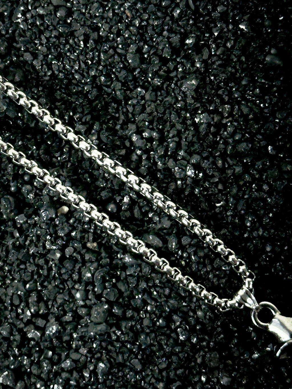 Blossom Cross Chain