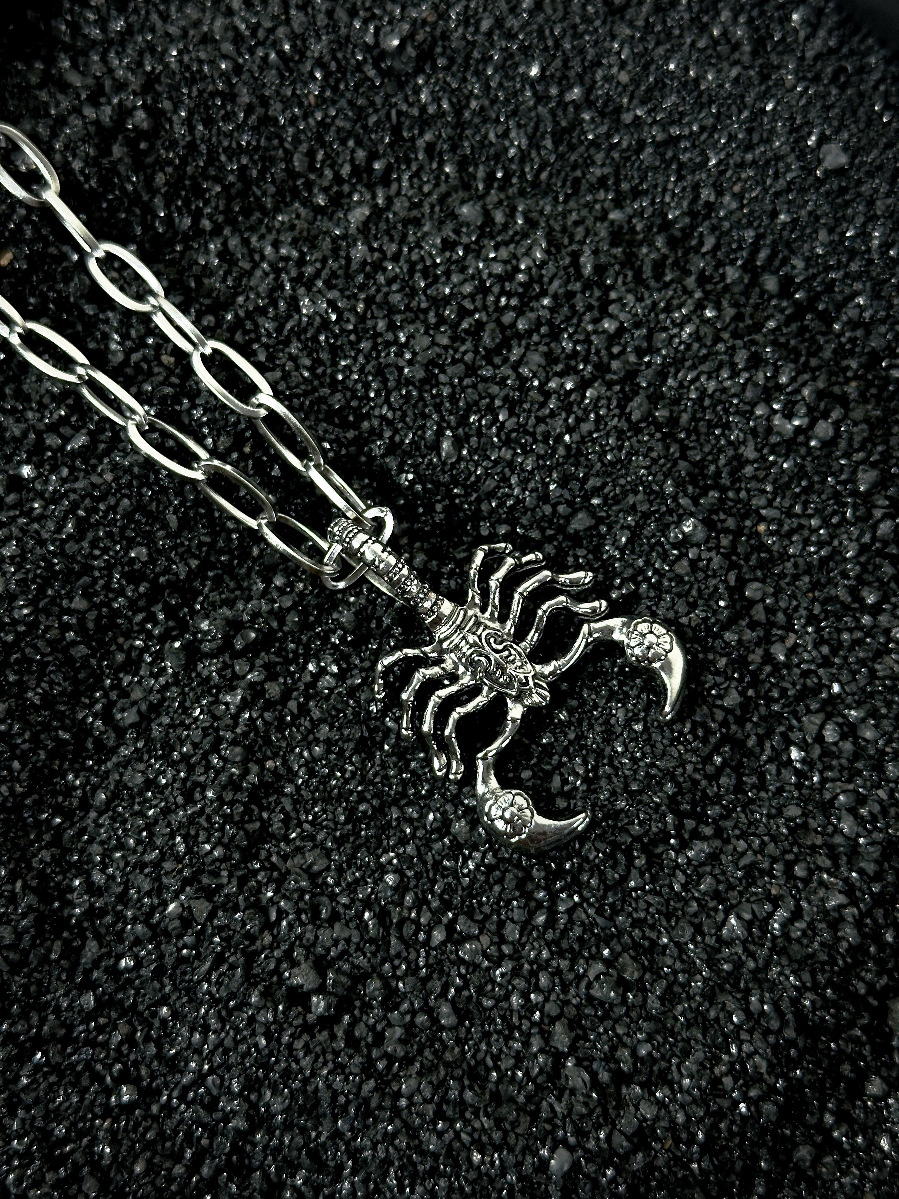 Venom Scorpion Chain