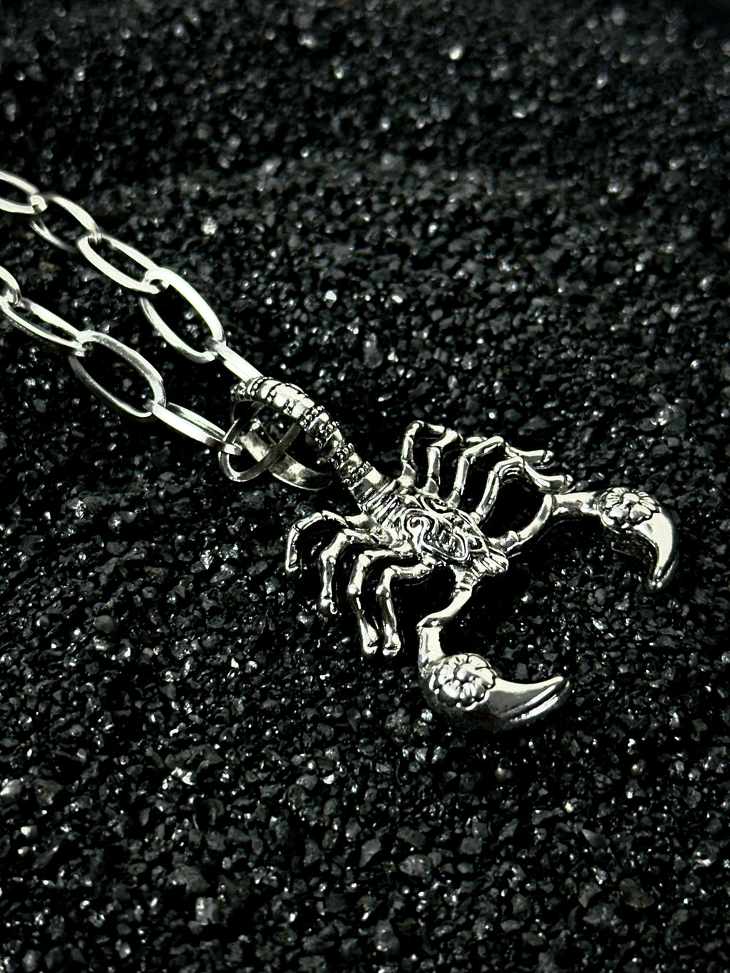 Venom Scorpion Chain