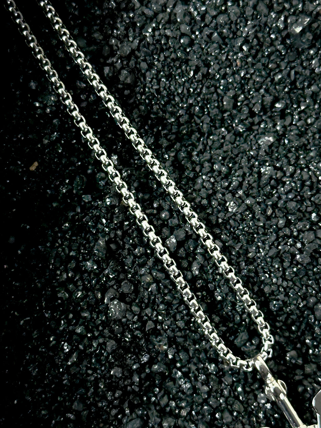 Shadow Blade Chain