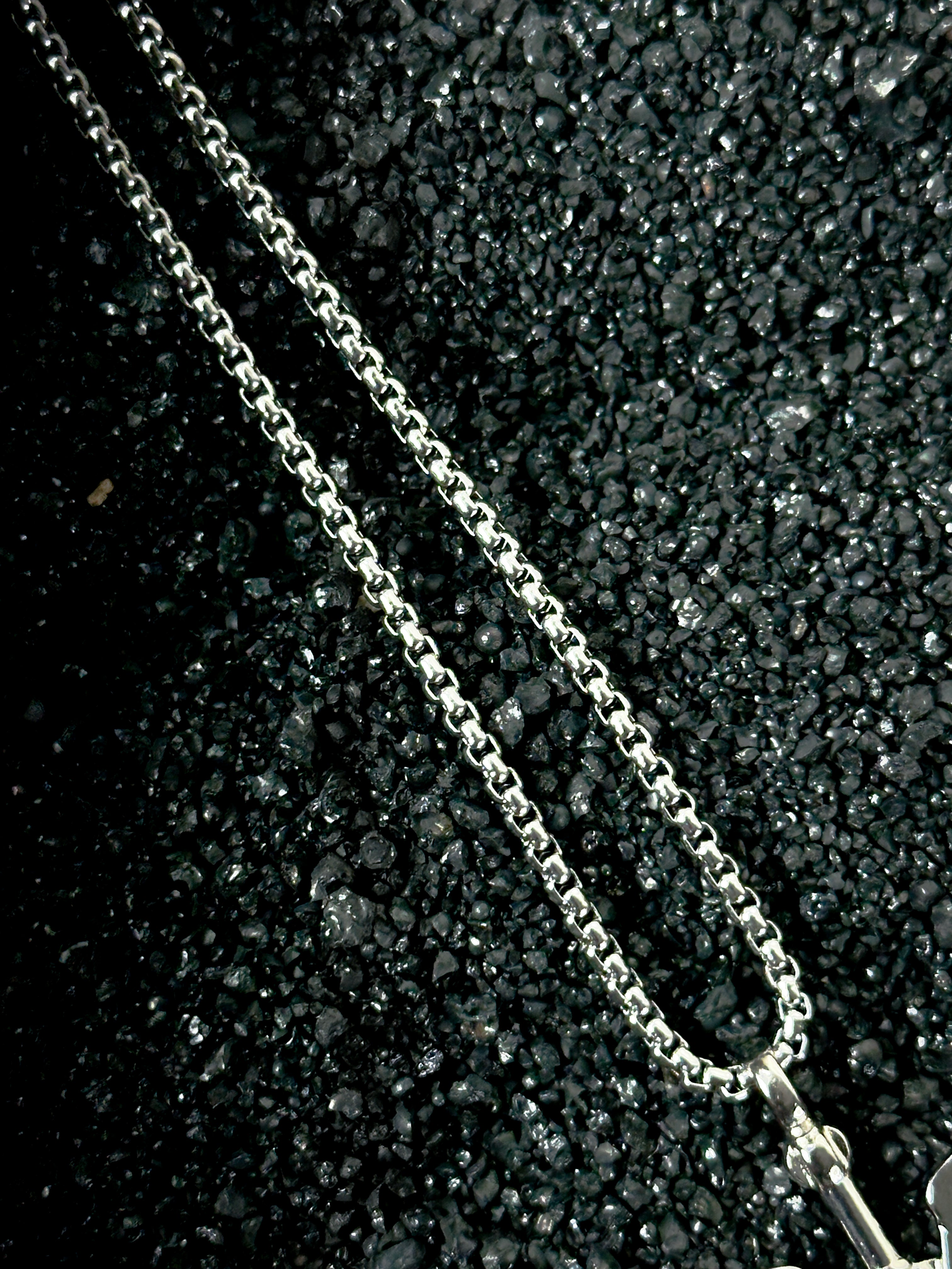 Shadow Blade Chain