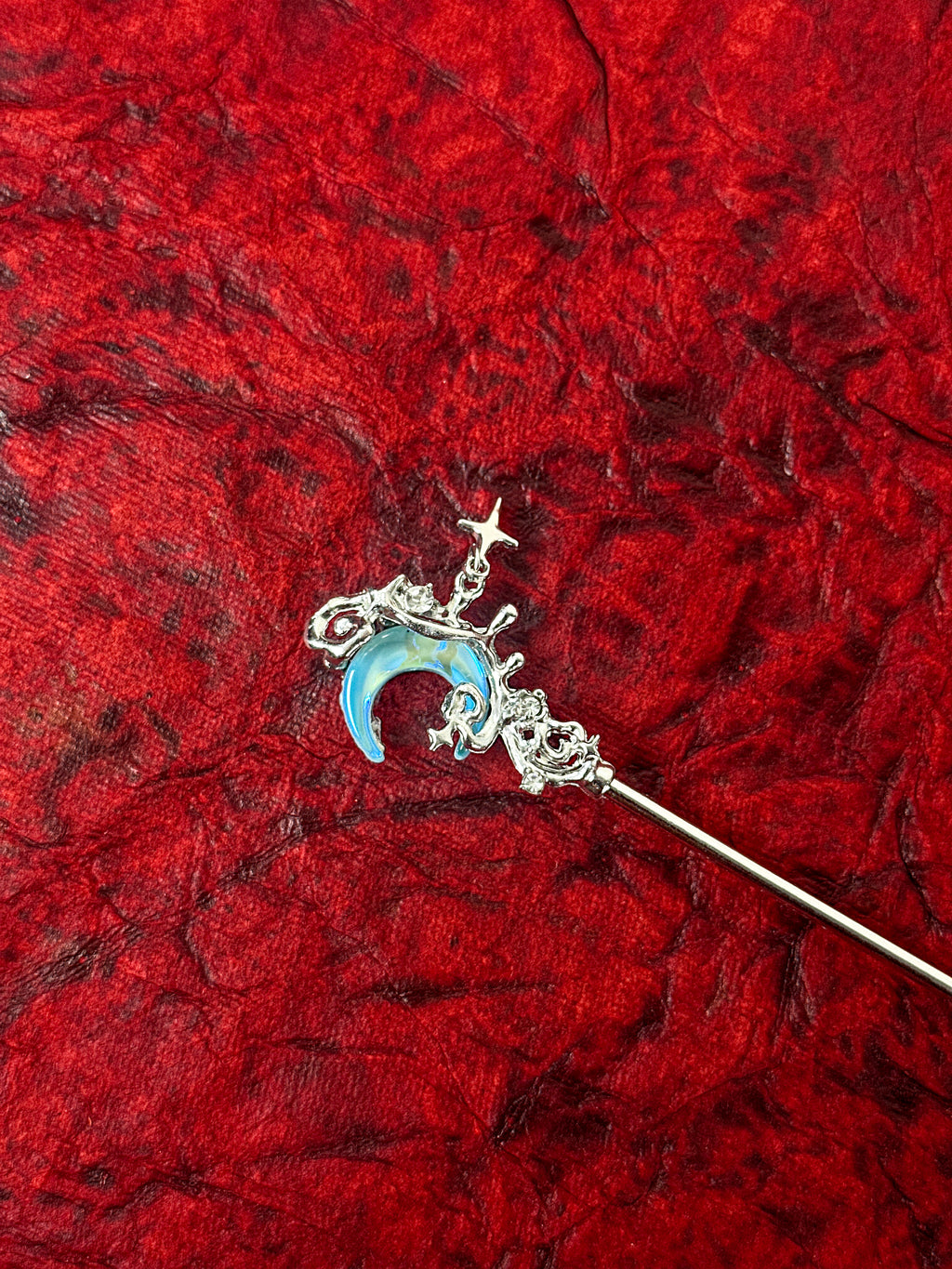 Eclipse Whisper Pin | Hairpin
