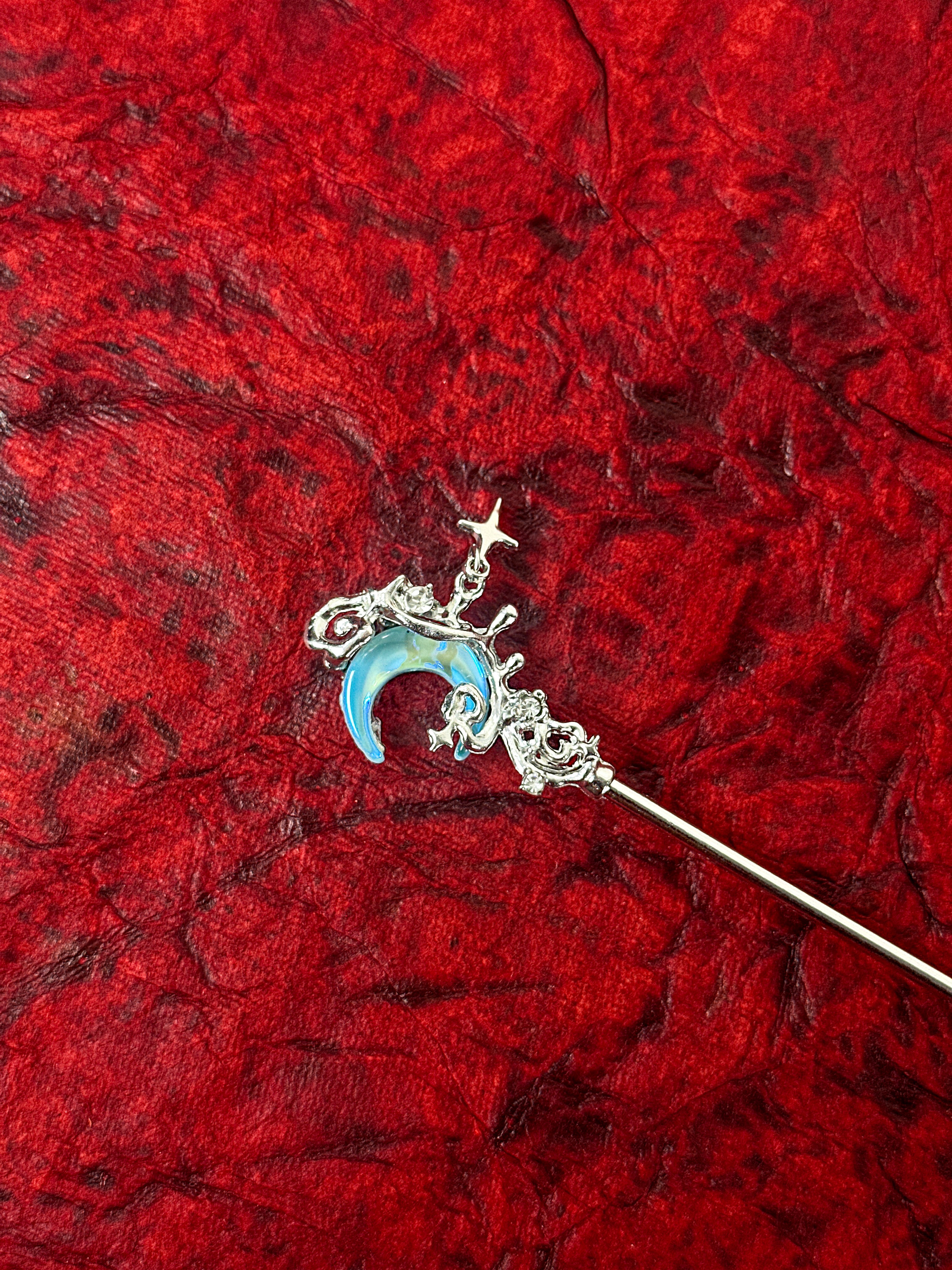 Eclipse Whisper Pin | Hairpin