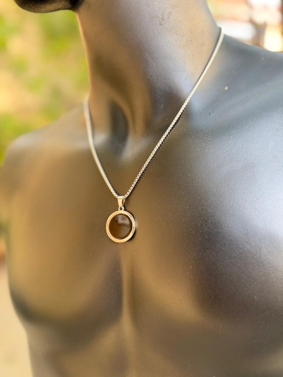 Karuppu Black Stone Pendant Necklace